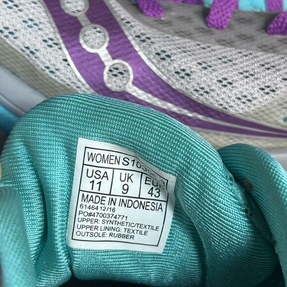 Saucony Kinvara 8 Women's Size 11 Low Cut Running Shoe Sneaks Gray Teal Purple - Picture 10 of 10